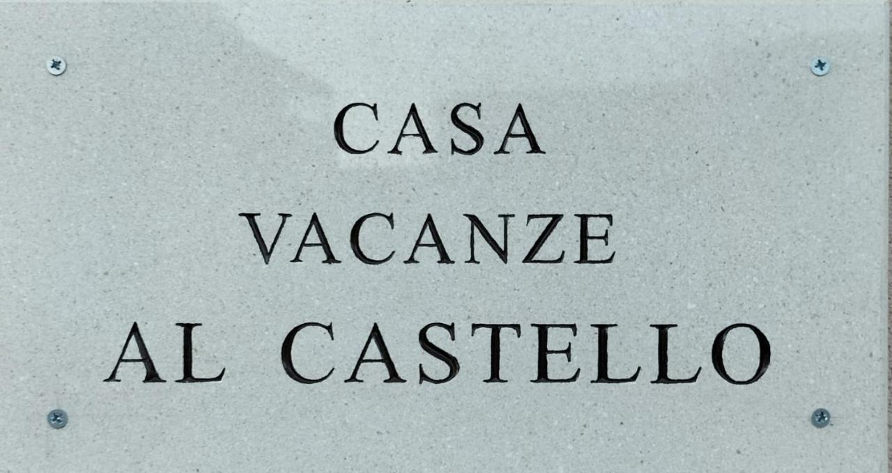 Casa Vacanze Al Castello Trani Eksteriør billede