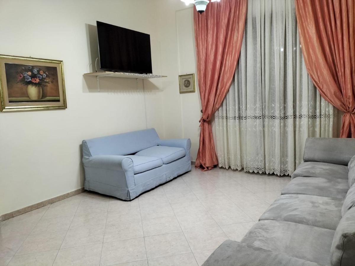 Casa Vacanze Al Castello Trani Eksteriør billede
