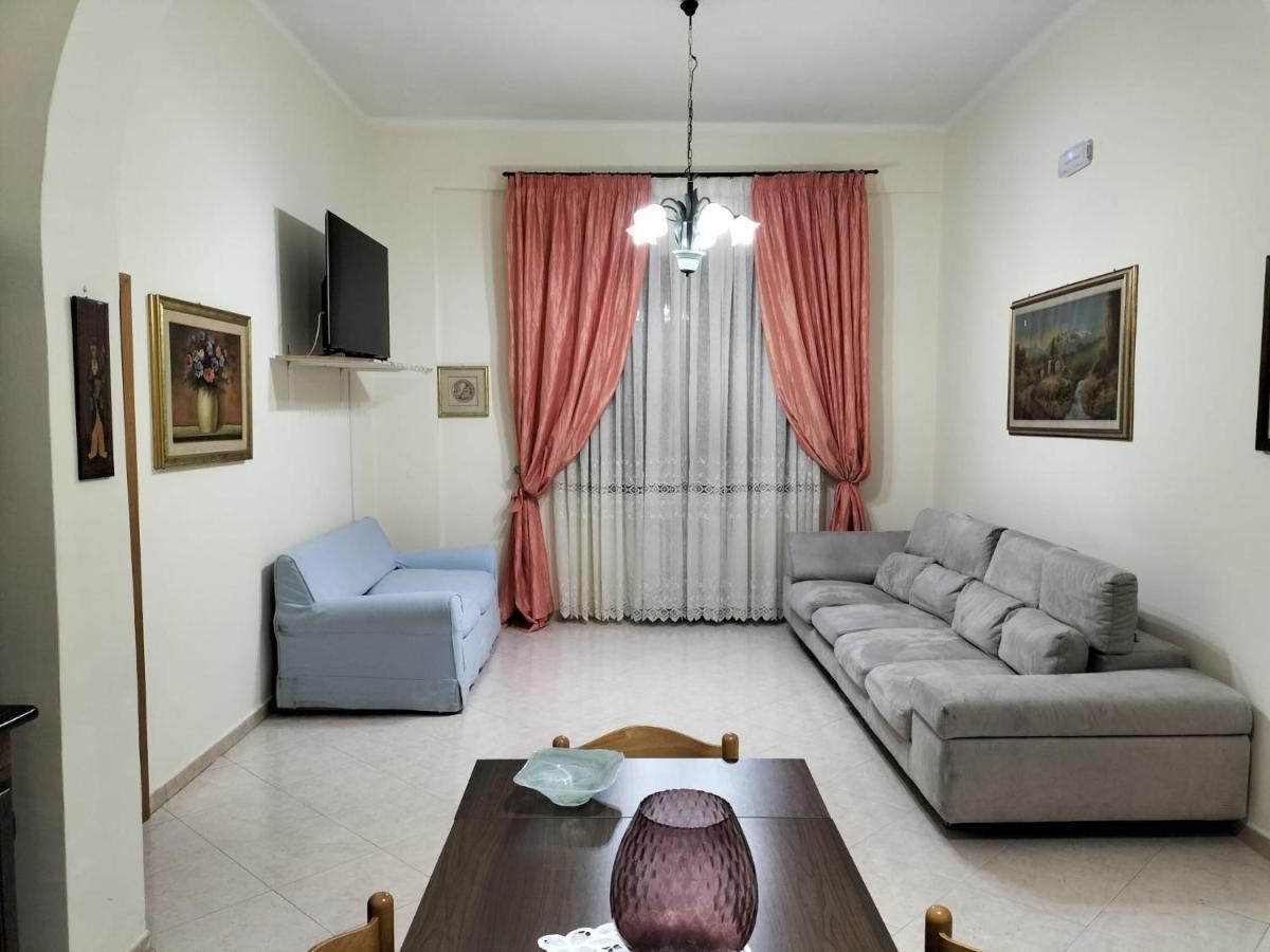 Casa Vacanze Al Castello Trani Eksteriør billede