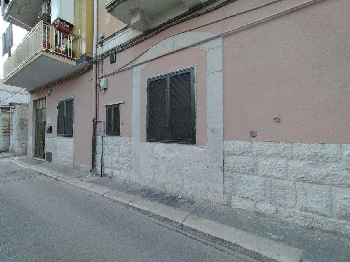 Casa Vacanze Al Castello Trani Eksteriør billede